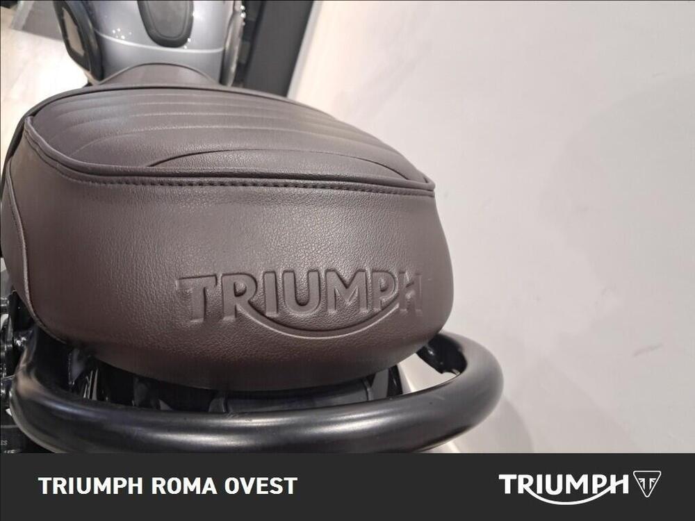 Triumph Bonneville T120 Black Stealth Edition (2024) (8)