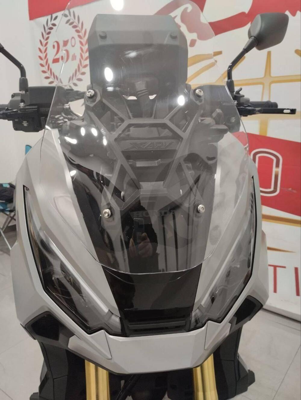 Honda X-ADV 750 Adventure (2025 - 26) (4)