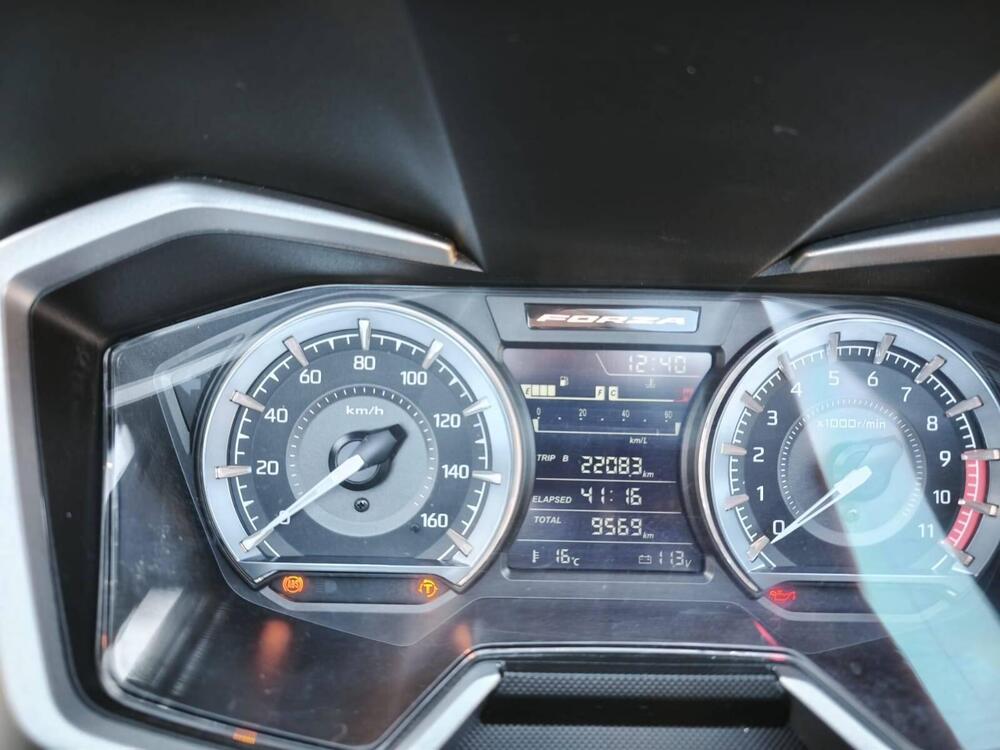 Honda Forza 350 Deluxe (2022 - 24) (7)