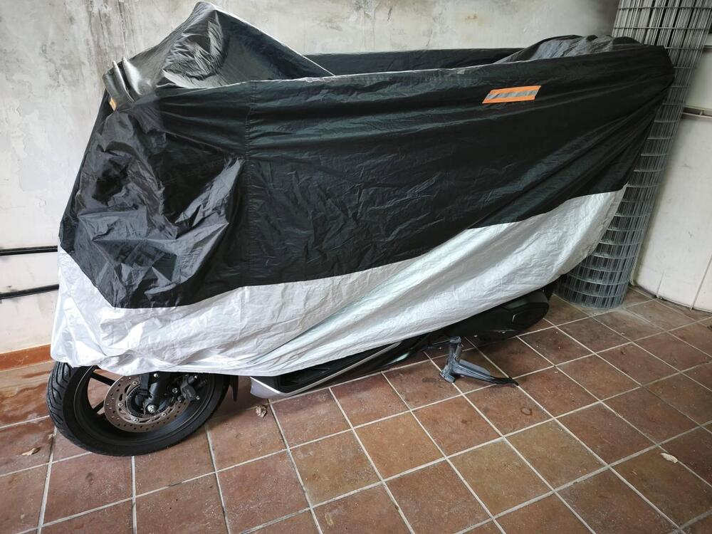 Honda Forza 350 Deluxe (2022 - 24) (10)