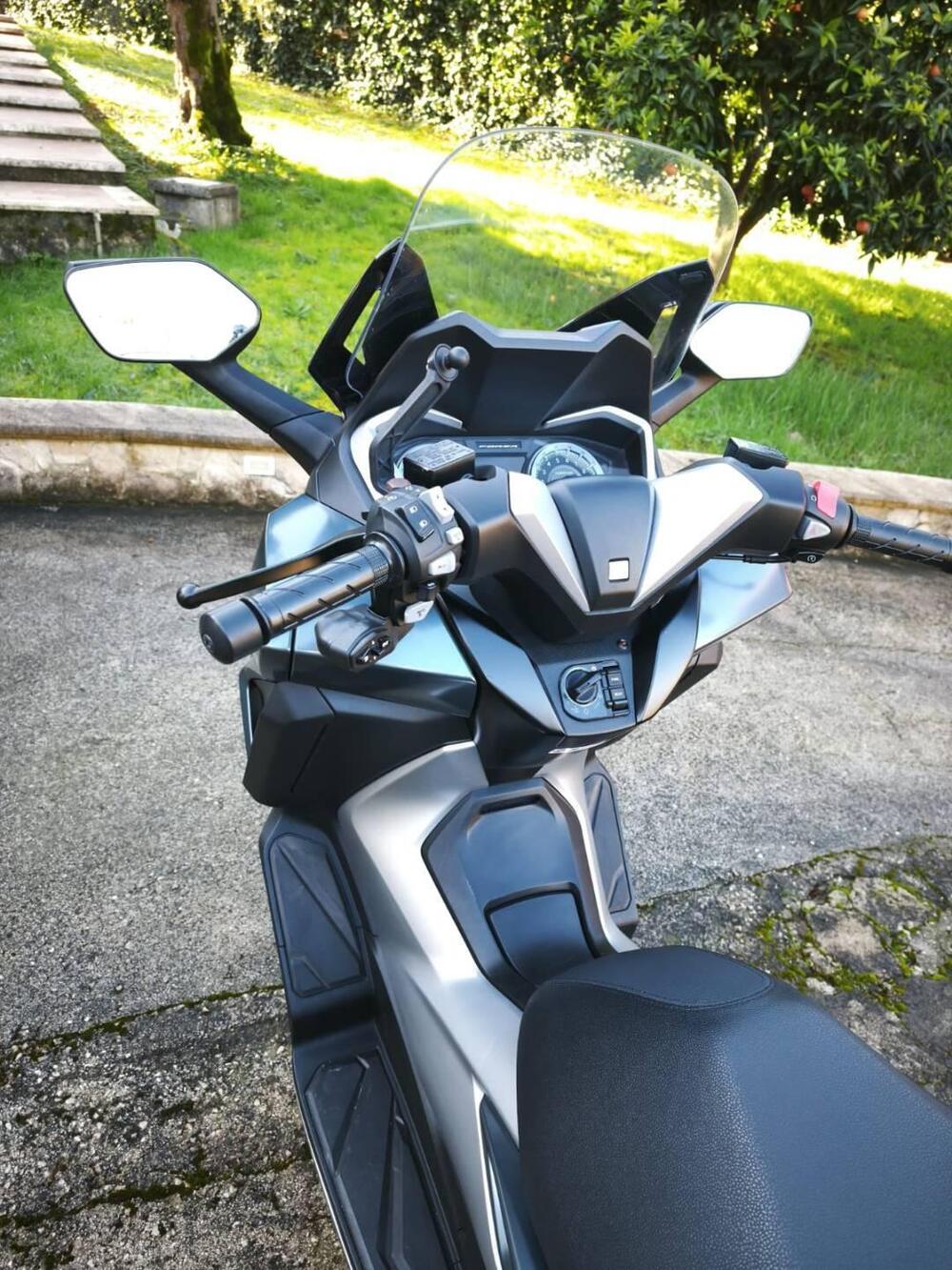 Honda Forza 350 Deluxe (2022 - 24) (16)