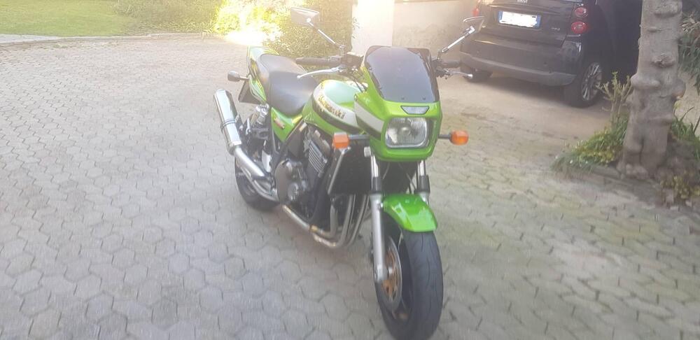 Kawasaki ZRX 1200 R (2000 - 06) (2)
