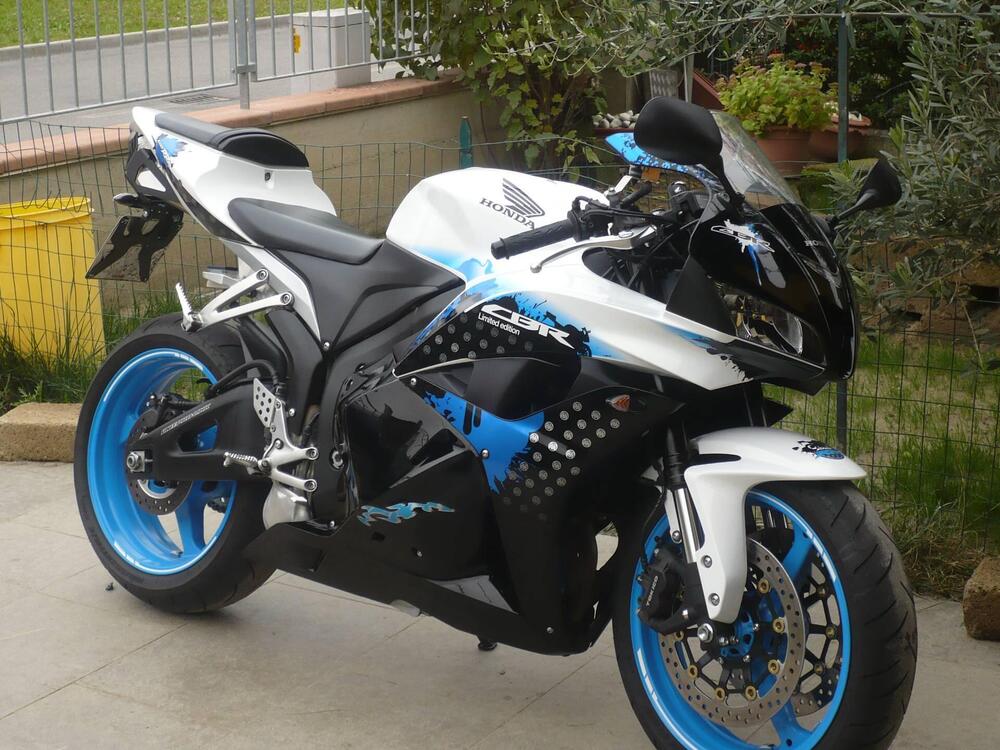 Honda CBR 600 RR (2009 - 12) (9)