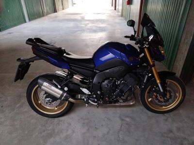 Yamaha FZ8 (2010 - 12) usata