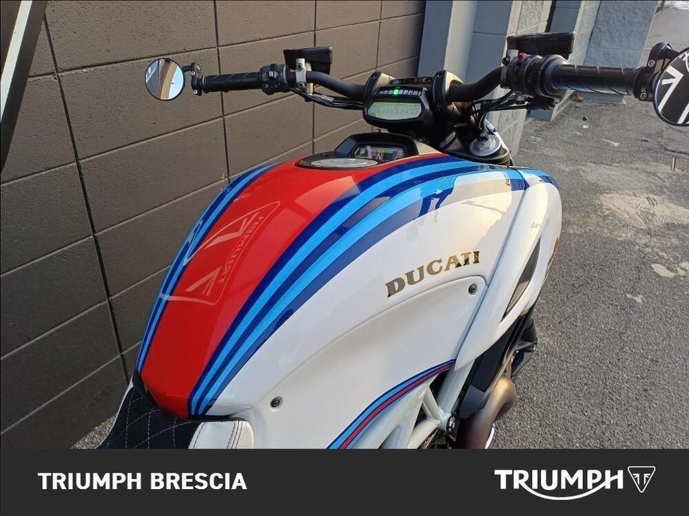 Ducati Diavel 1200 Carbon (2010 - 13) (9)