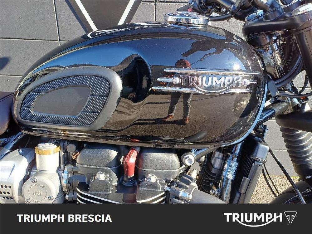 Triumph Bonneville T120 Black (2026) (5)