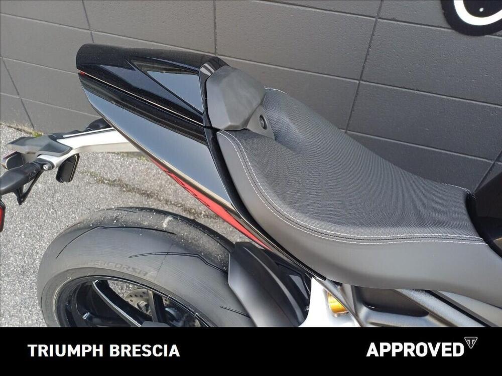 Triumph Speed Triple 1200 RS (2025 - 26) (4)