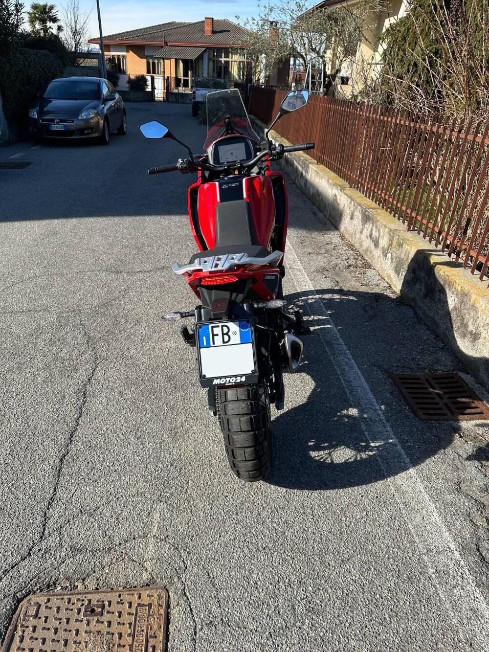 Moto Morini X-Cape 650 (2021 - 26) (2)