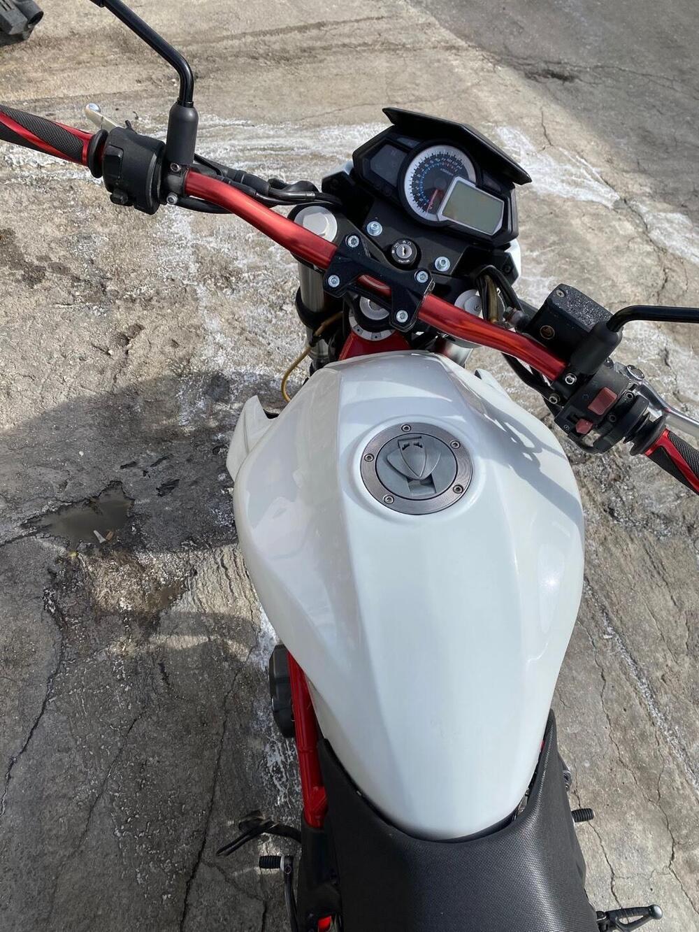 Benelli BN 302 (2014 - 16) (5)