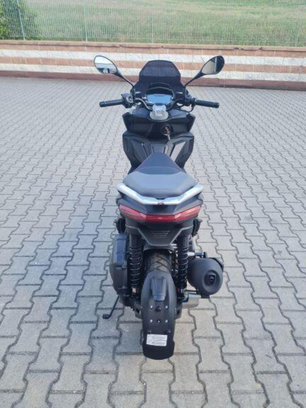 Aprilia SR GT 200 (2022 - 24) (5)