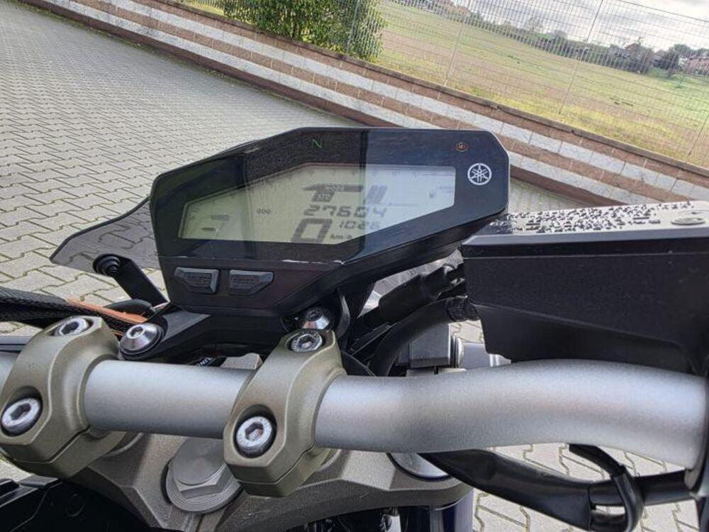 Yamaha MT-09 ABS (2016) (8)