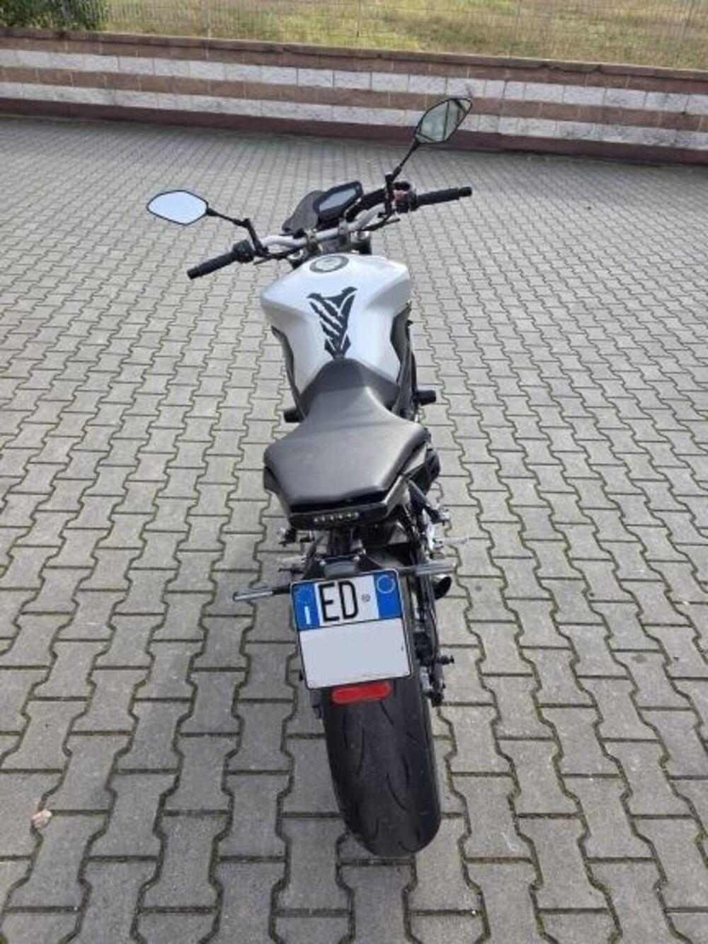 Yamaha MT-09 ABS (2016) (7)