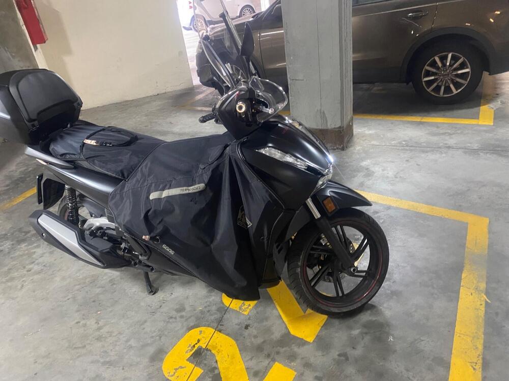 Honda SH 350 Sport (2021 - 24) (2)