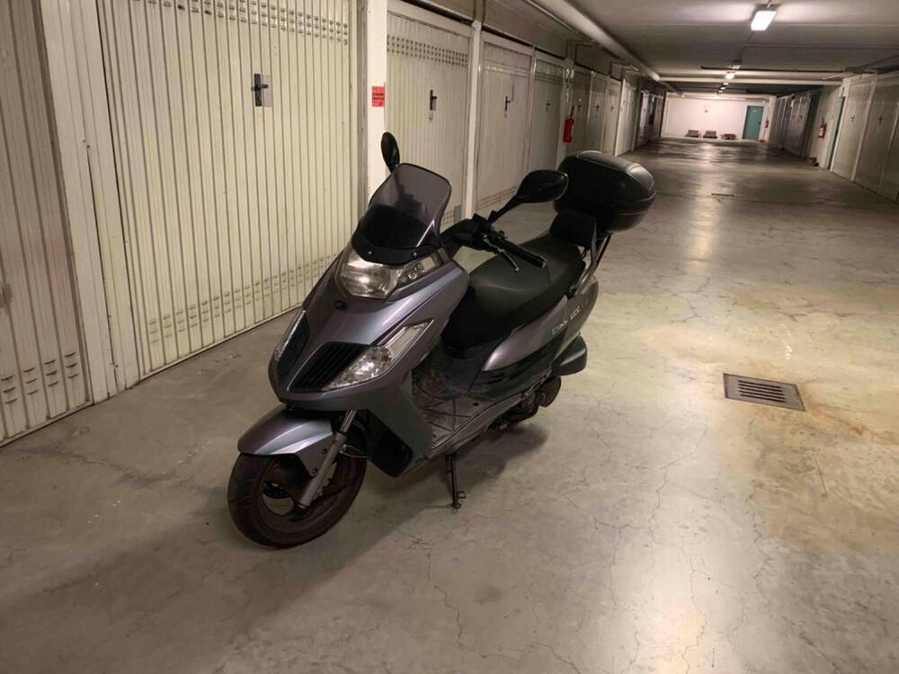 Kymco Dink 200i DD (2007 - 17) (4)