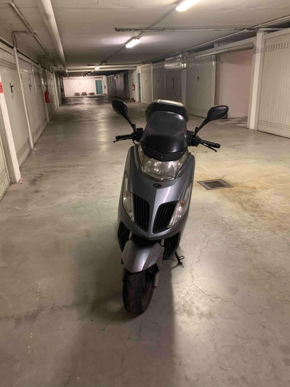 Kymco Dink 200i DD (2007 - 17) (5)