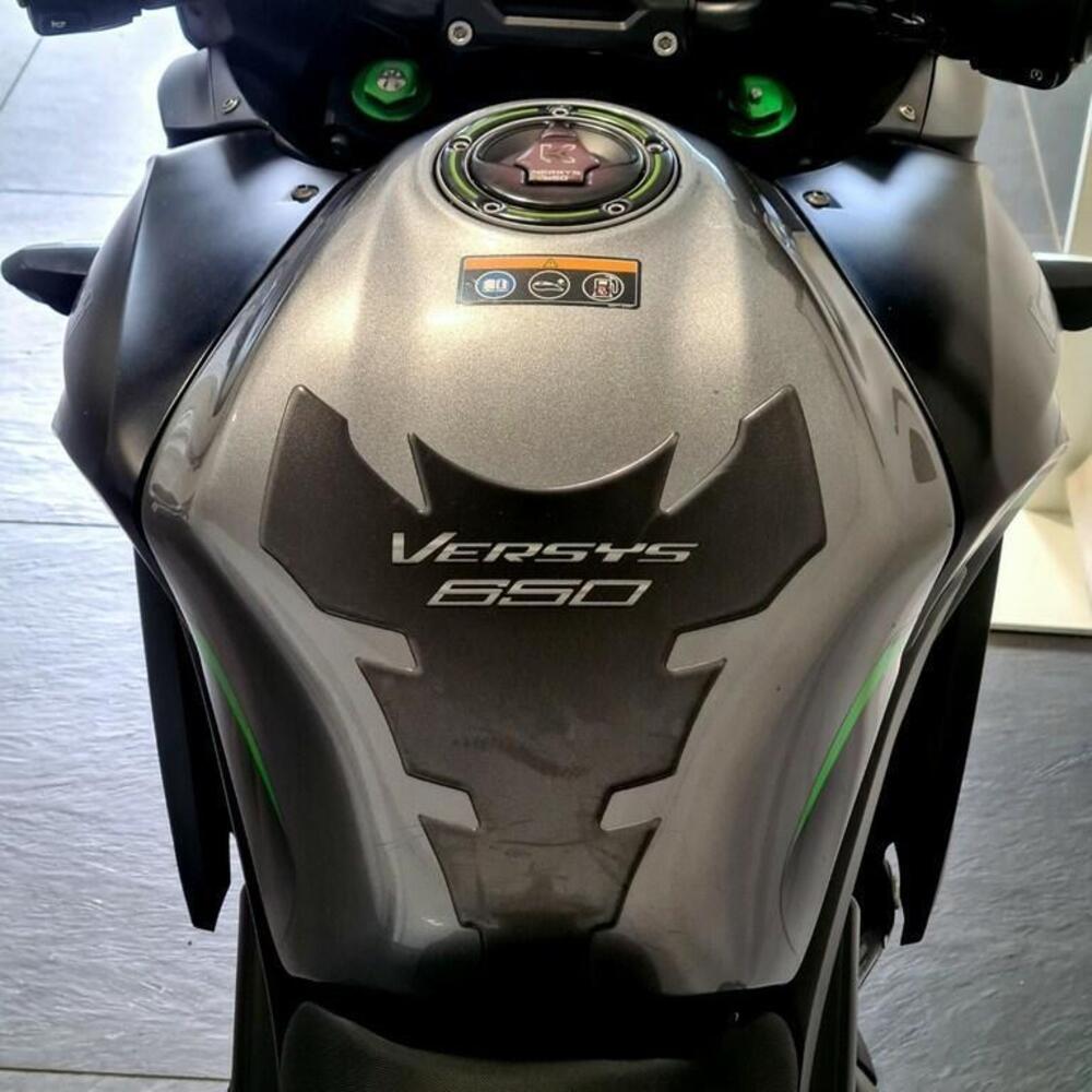 Kawasaki Versys 650 Grand Tourer (2021) (6)