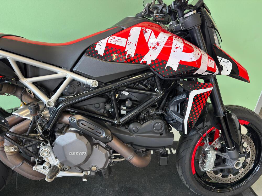 Ducati Hypermotard 950 RVE (2022 - 25) (8)