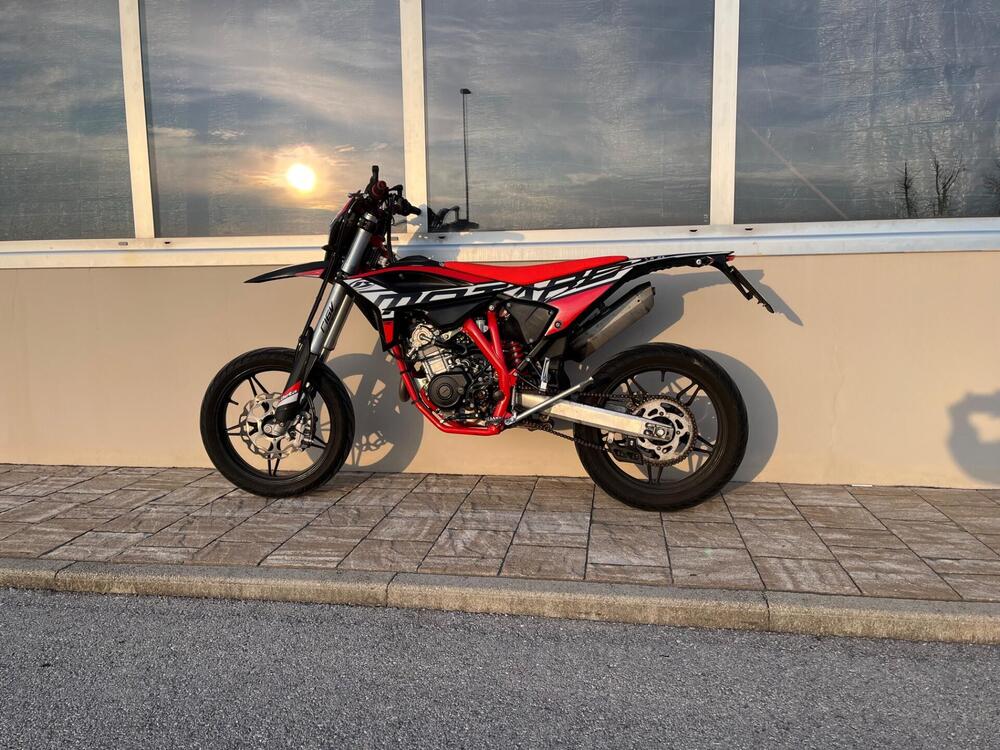 Betamotor RR 125 4T Motard LC (2021 - 23) (3)