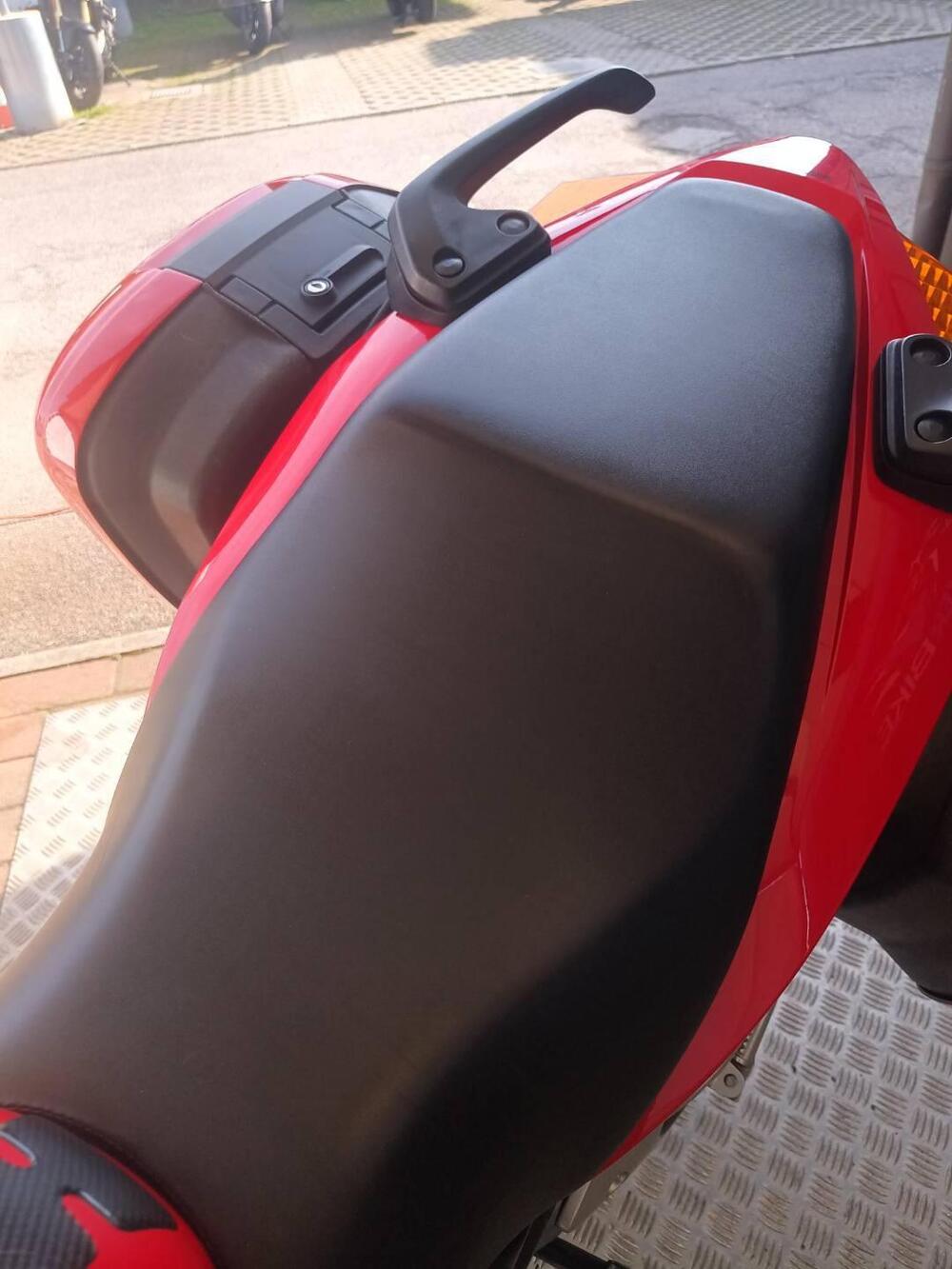 Honda VFR 800 (2002 - 05) (16)