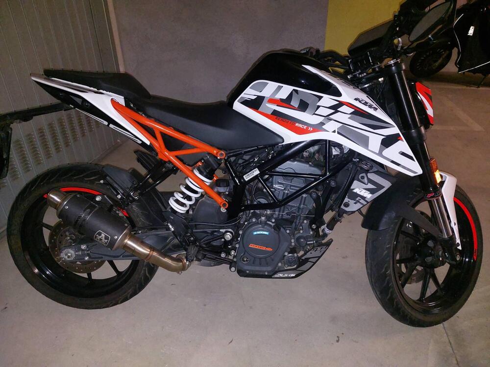 KTM 125 Duke (2021 - 23) (4)