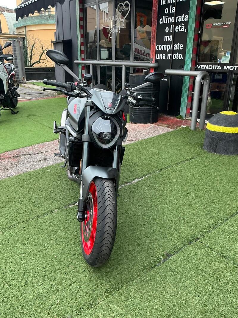 Ducati Monster 937 + (2021 - 25) (3)
