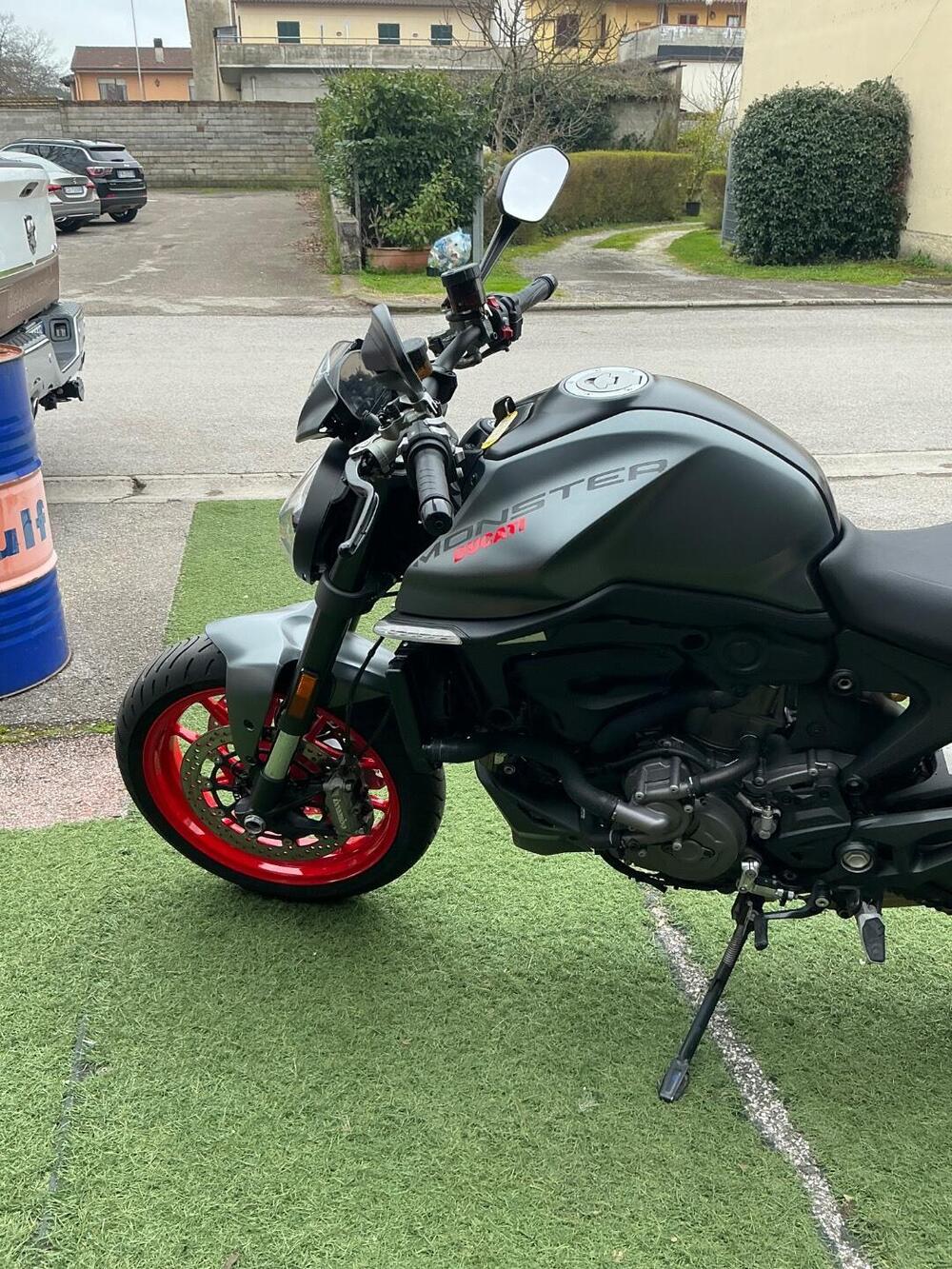 Ducati Monster 937 + (2021 - 25) (9)