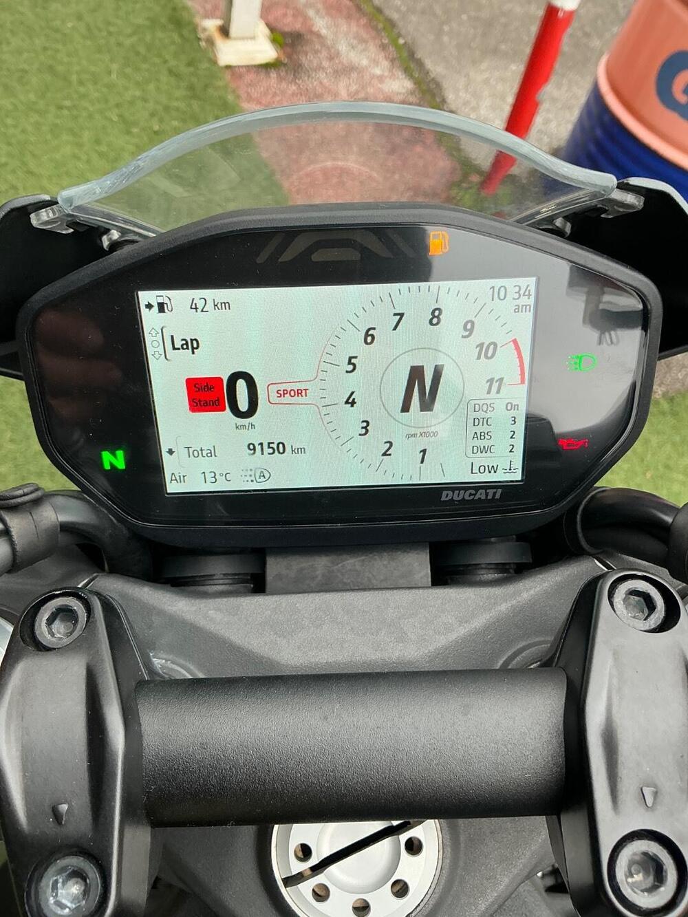 Ducati Monster 937 + (2021 - 25) (14)