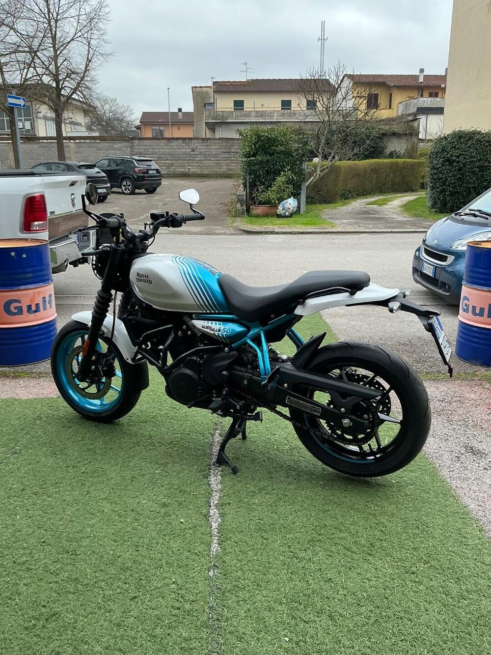 Royal Enfield Guerrilla 450 (2024 - 26) (5)