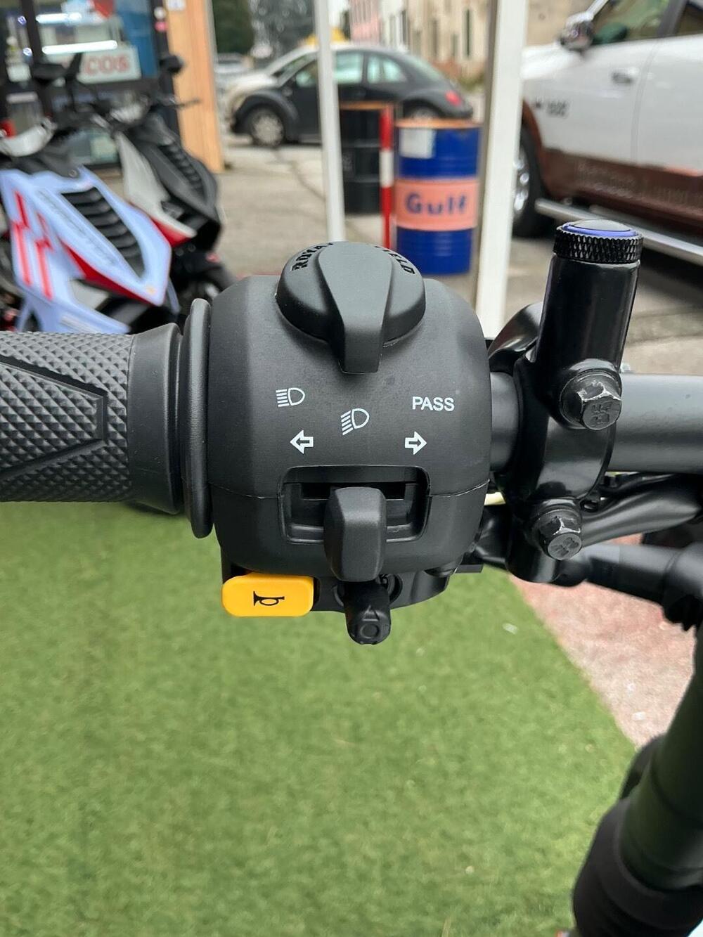 Royal Enfield Guerrilla 450 (2024 - 26) (16)