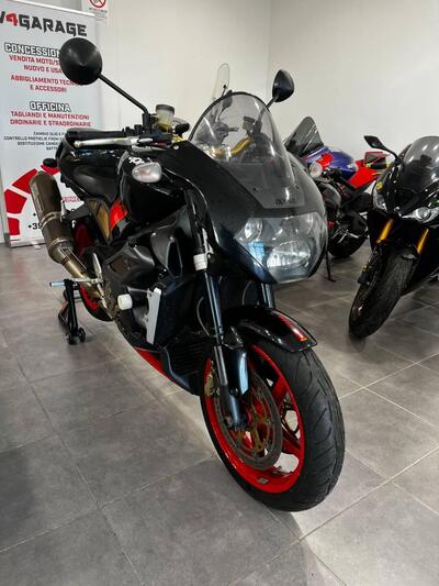 Aprilia RSV 1000 (2003 - 04) usata