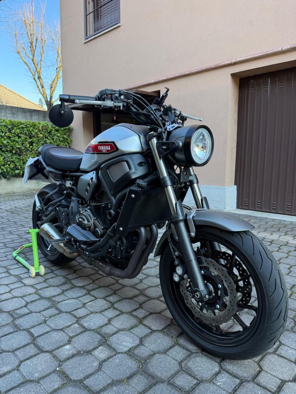 Yamaha XSR 700 ABS (2016 - 20) (9)