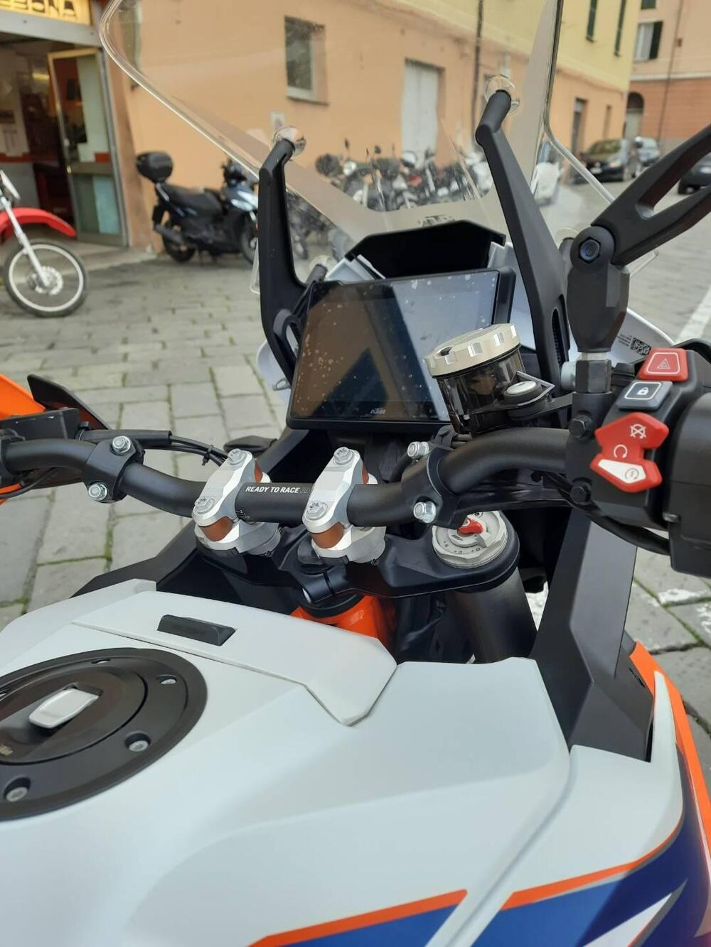 KTM 1290 Super Adventure R (2022 - 25) (3)