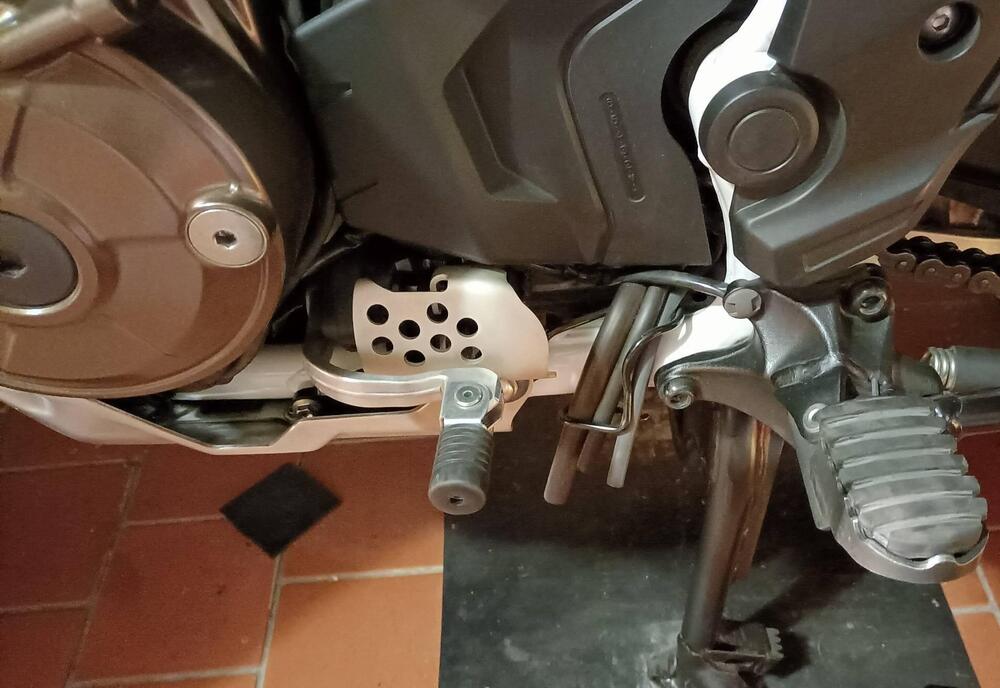 Honda Africa Twin CRF 1100L Urban DCT (2022 - 23) (6)