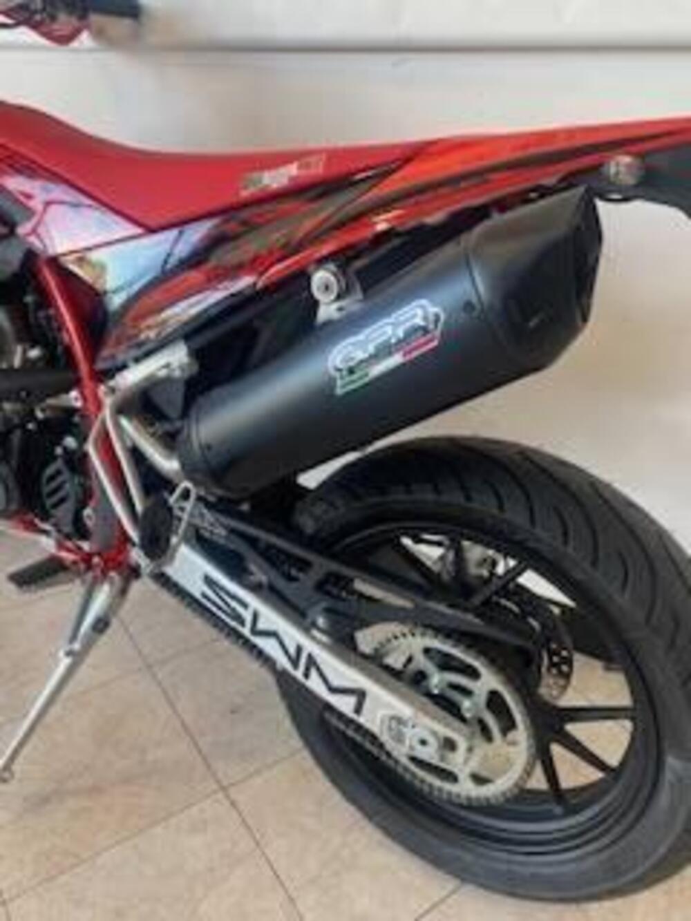 Swm SM 125 R (2025 - 26) (15)