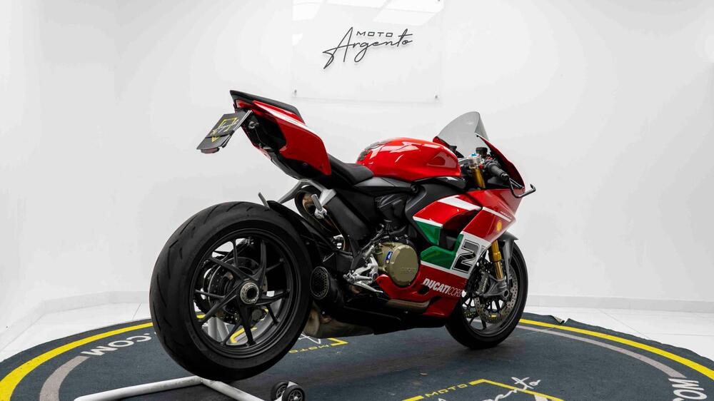 Ducati Panigale V2 Bayliss 1st Championship 20th Anniversary (2021 - 24) (3)