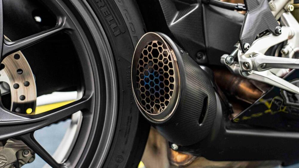 Ducati Panigale V2 Bayliss 1st Championship 20th Anniversary (2021 - 24) (16)