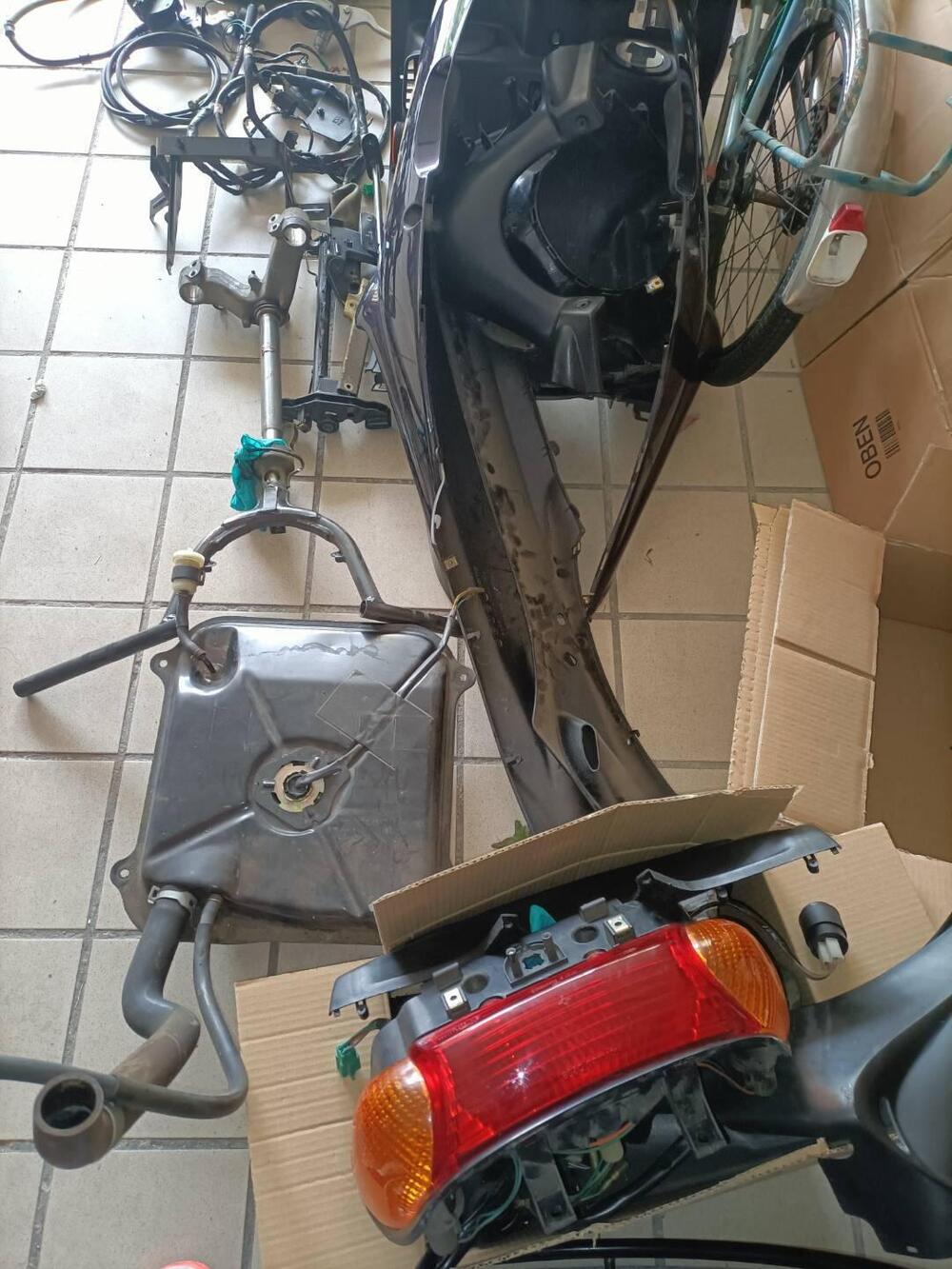 Pezzi dink 50 Kymco (4)