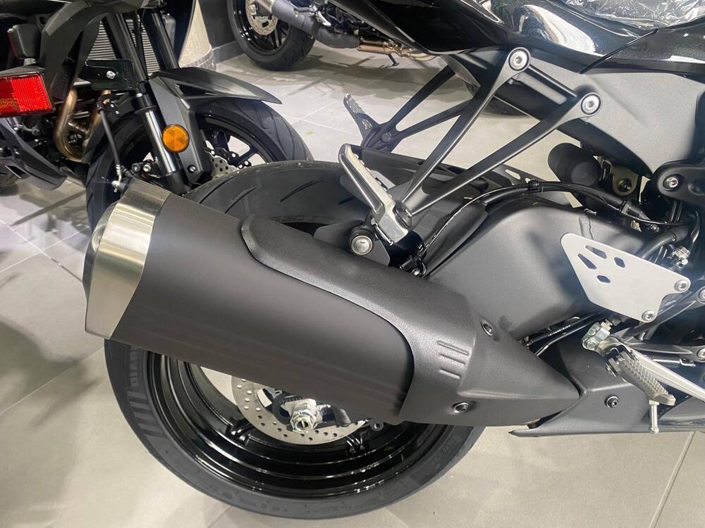 Kawasaki Ninja 636 ZX-6R (2024 - 26) (6)