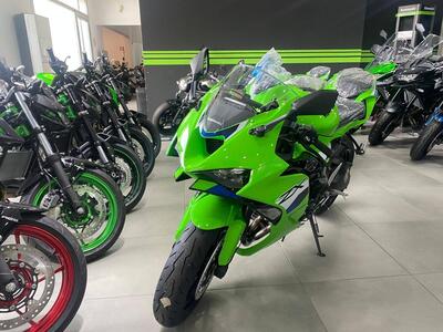 Kawasaki Ninja 636 ZX-6R (2024 - 26) nuova