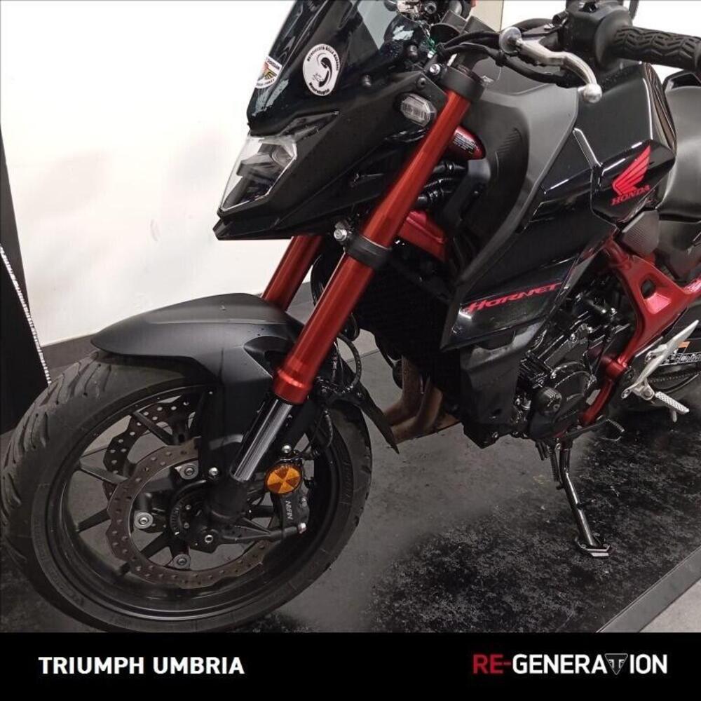 Honda CB 750 Hornet (2023 - 24) (3)