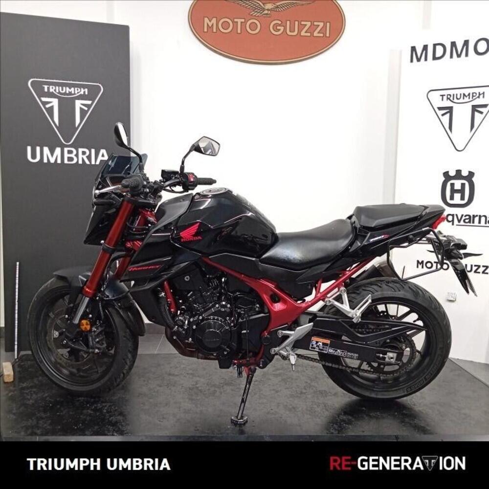 Honda CB 750 Hornet (2023 - 24) (2)