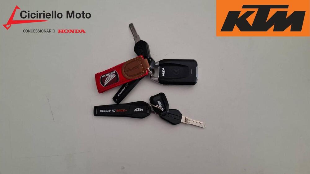 KTM 1290 Super Adventure S (2022 - 25) (3)