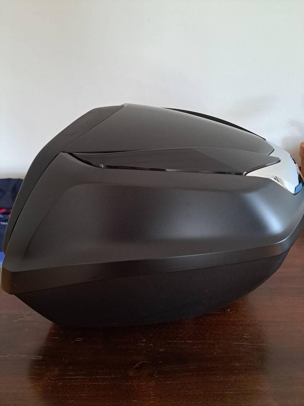 bauletto sh 150 sporty nero opaco 2023 Honda (3)