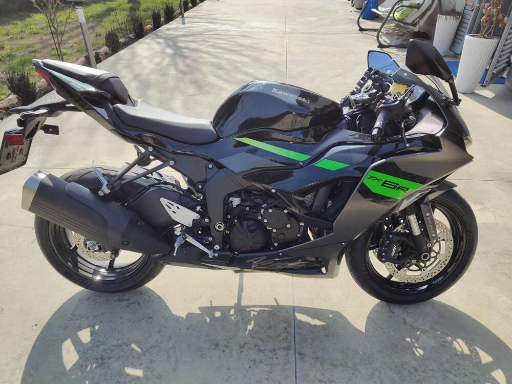 Kawasaki Ninja 636 ZX-6R (2024 - 26) (2)