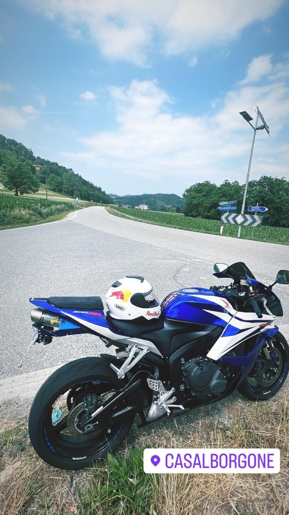 Honda CBR 600 RR (2007 - 08) (5)