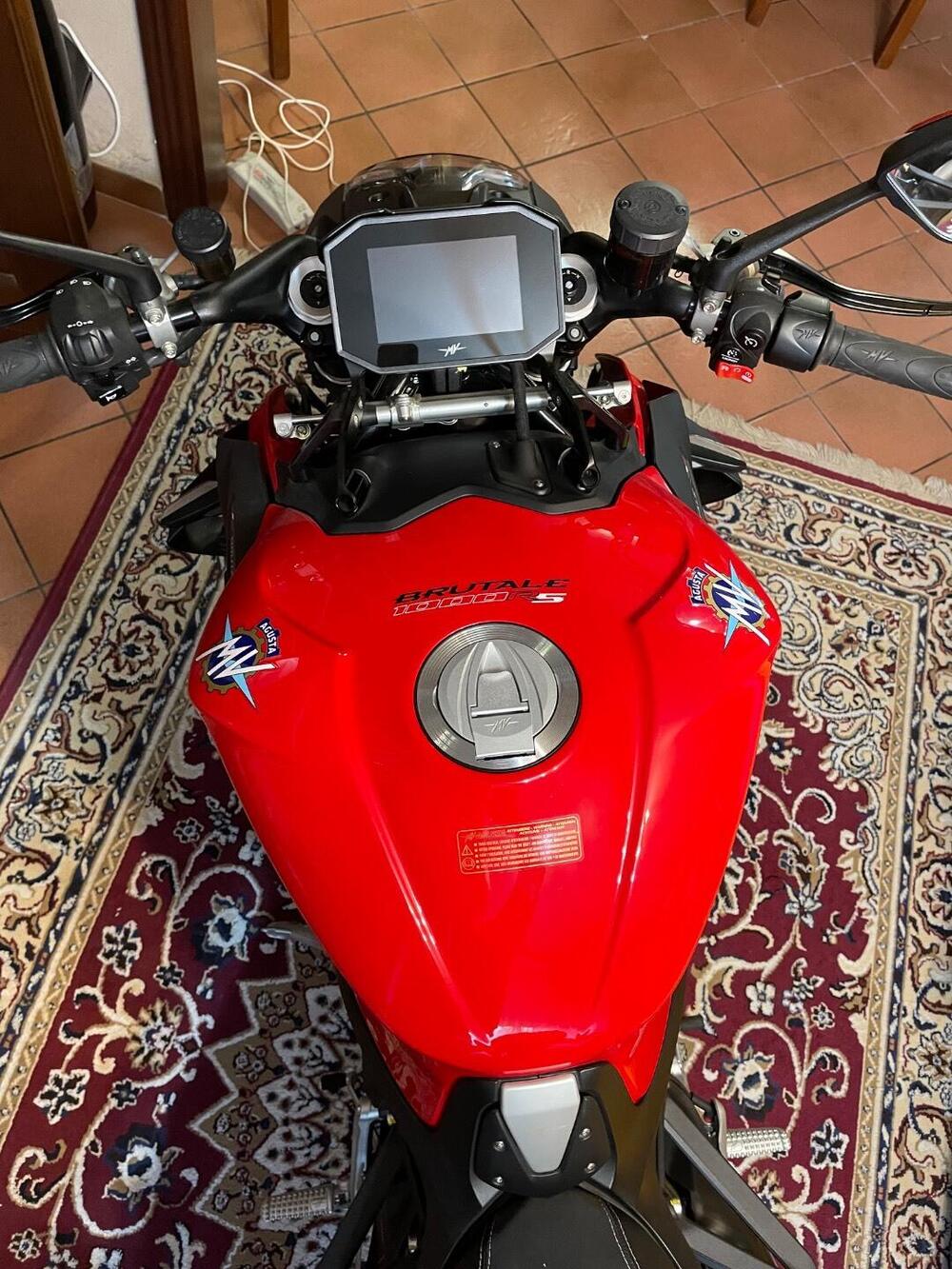 MV Agusta Brutale 1000 RS (2022 - 26) (4)