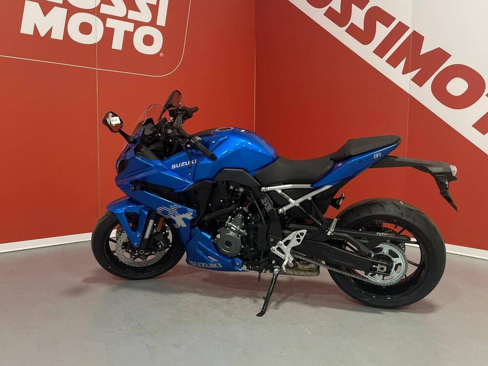 Suzuki GSX-8R (2024 - 26) (4)
