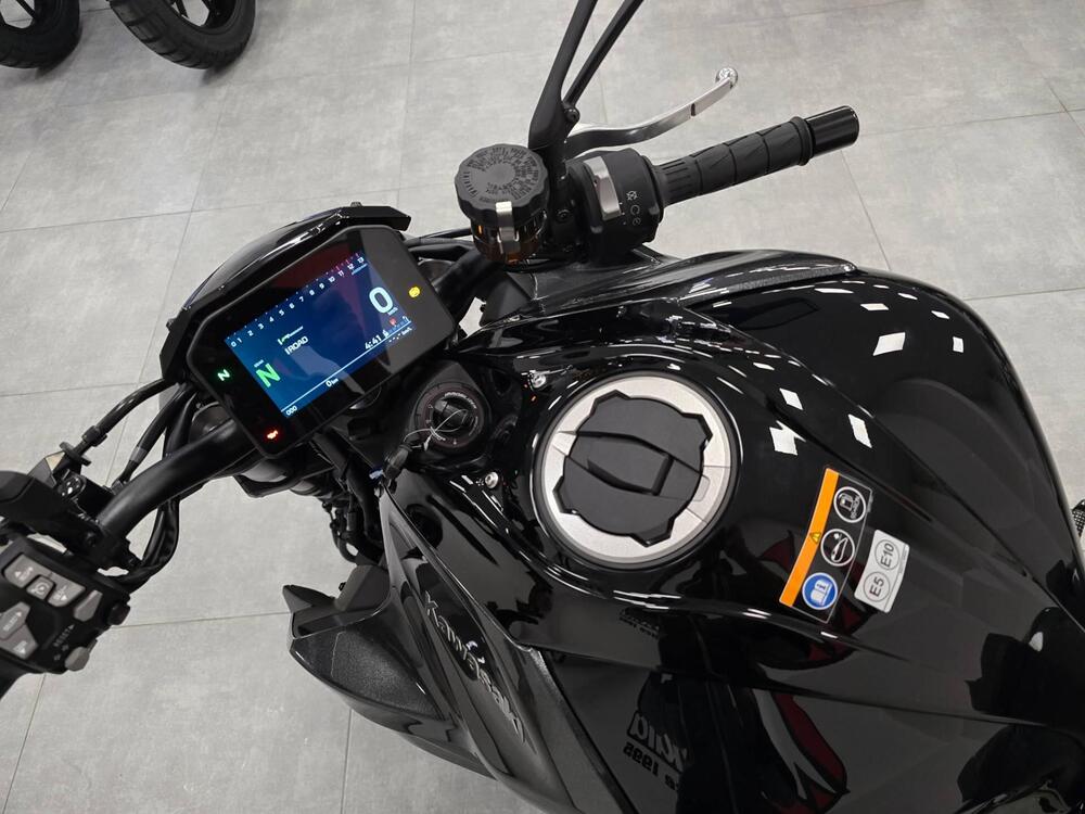 Kawasaki Z 1100 (2026) (3)