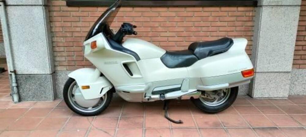 Honda PC 800