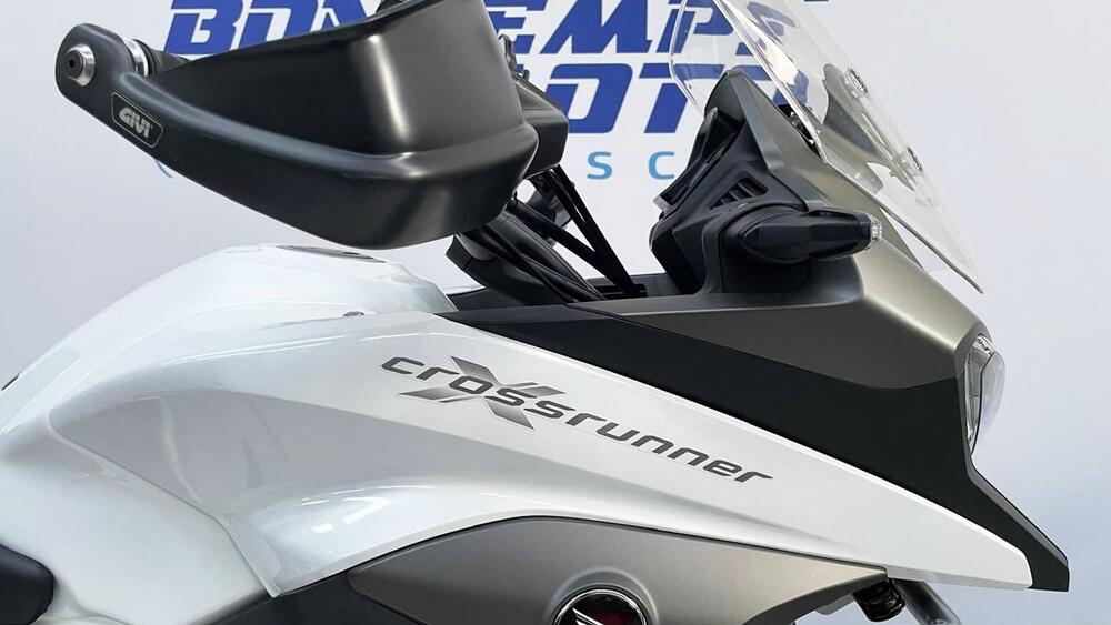 Honda Crossrunner ABS (2015 - 16) (12)